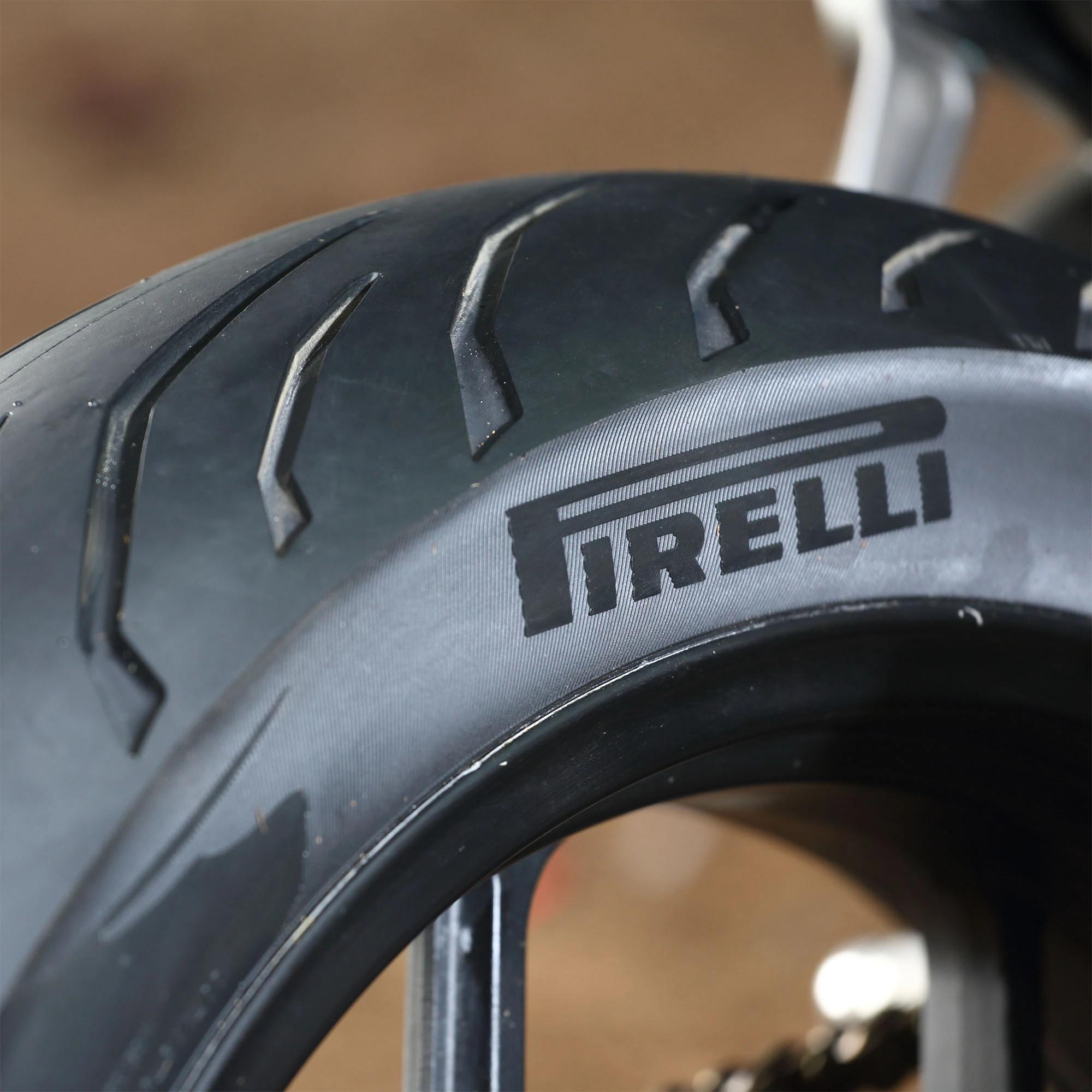 Llanta Moto PIRELLI 90/90-17  TL 49S Angel City 5